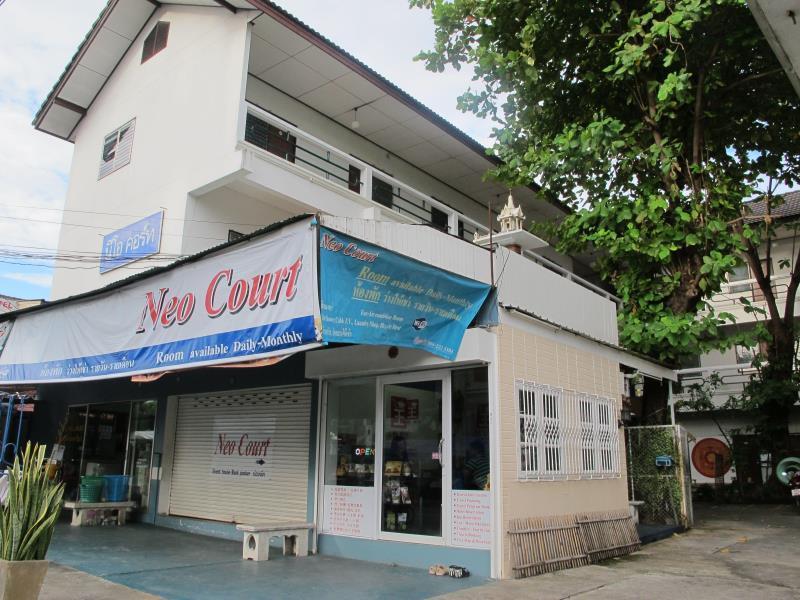 Neo Court Hotel Чиангмай Екстериор снимка